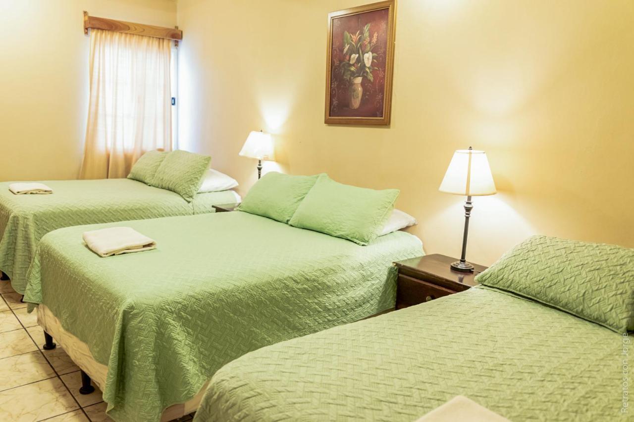 Hotel Las Margaritas La Esperanza Ngoại thất bức ảnh