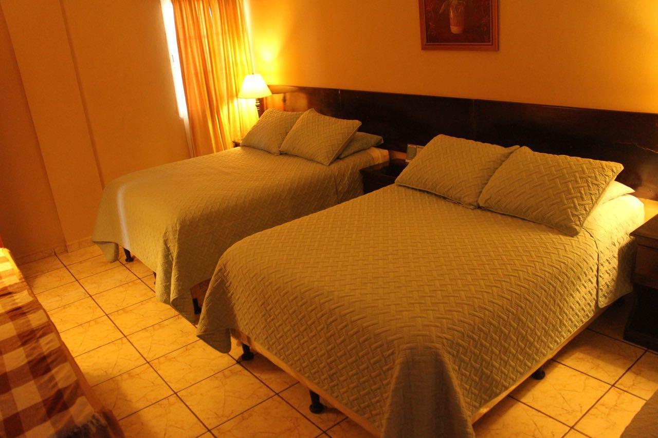 Hotel Las Margaritas La Esperanza Ngoại thất bức ảnh