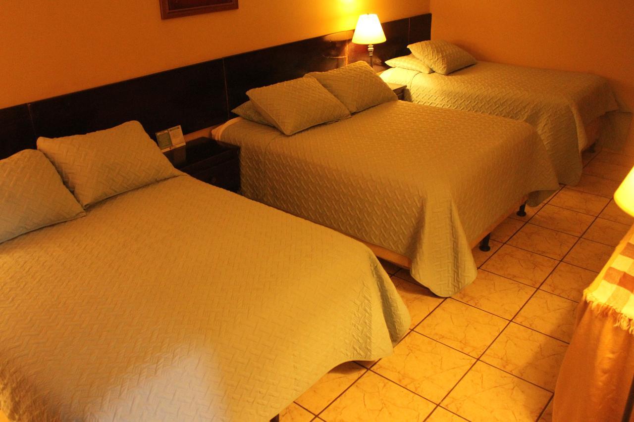 Hotel Las Margaritas La Esperanza Ngoại thất bức ảnh